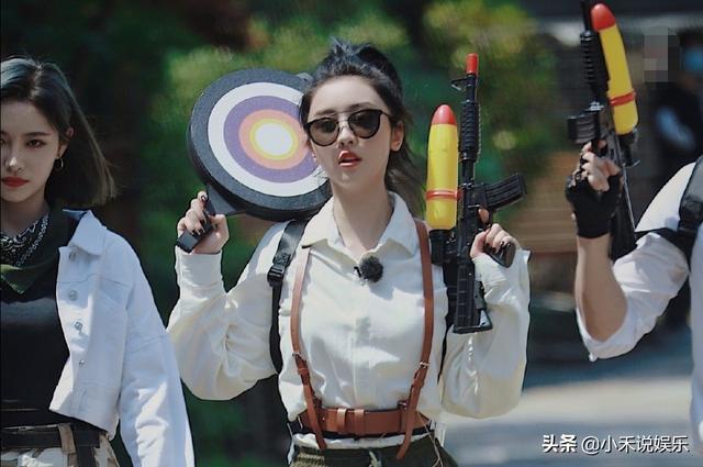 万茜回应周深:你看过哪些明明很一般却被捧上天的电影