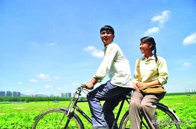她的婚礼:前任邀请你去参加她的婚礼，并让你唱一首歌，你会唱哪首？