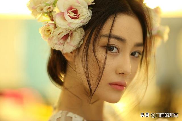 饭局的诱惑灵异事件:娱乐圈里发生过哪些你意想不到的奇葩事？