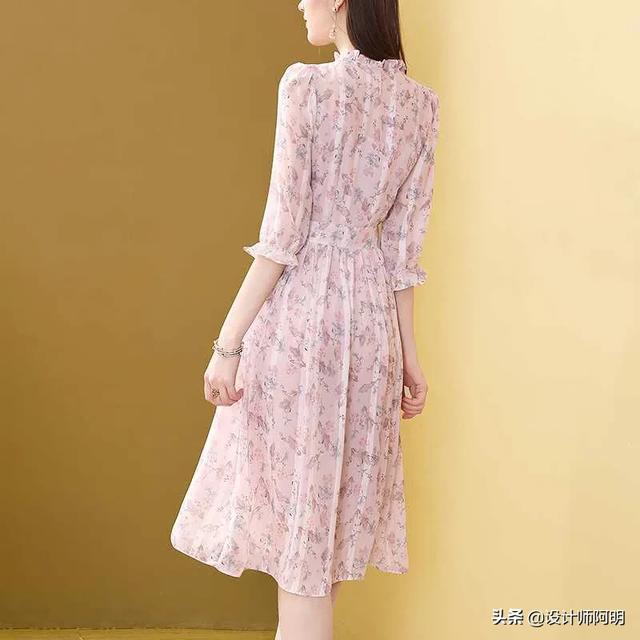 <a href=https://maguai.com/list/50-0-0.html target=_blank class=infotextkey>时尚</a>连衣裙气质潮:我身高160，大家可以推荐一些<a href=https://maguai.com/list/50-0-0.html target=_blank class=infotextkey>时尚</a>裙子吗？