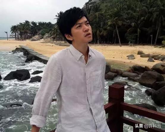 贝加尔湖畔的碧玉之灵,李健的《贝加尔湖》中用了几种乐器？