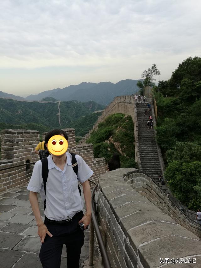 去旅游时你会选择参团旅游吗，外出旅游是在出发地报团好，还是到目的地报团经济实惠？