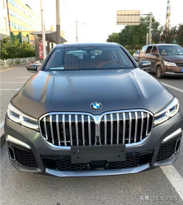 宝马7系性能如何？现在落地多少钱？