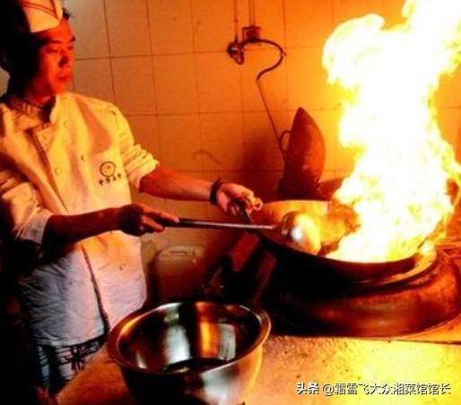 炒菜火候把控有多厉害，做美食最注重哪到环节，火候怎么控制