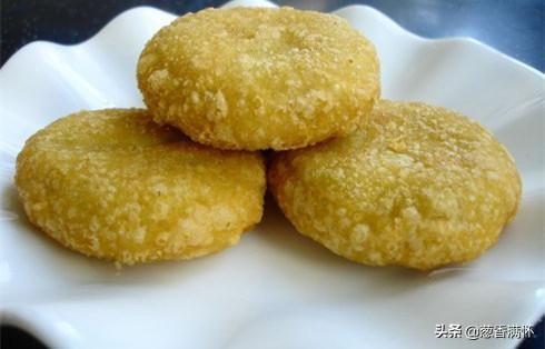 你觉得人生一世，有必要去一次的地方或吃一次的美食有哪些？