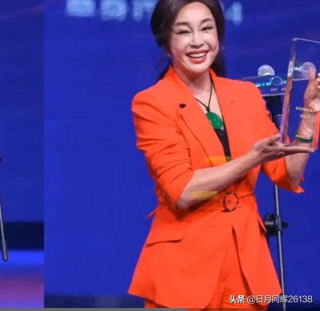在你印象中,有没有哪位明星,结过多次婚,而且老婆各个貌美如花？