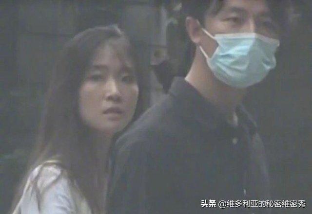 黄轩官宣恋情:黄轩现任女黄轩女友是哪儿的人友照片