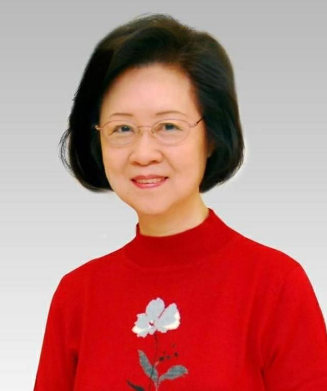 于正为什么被打:为什么于正、郭敬明之流的名利双收，很多著名编剧却默默无闻？