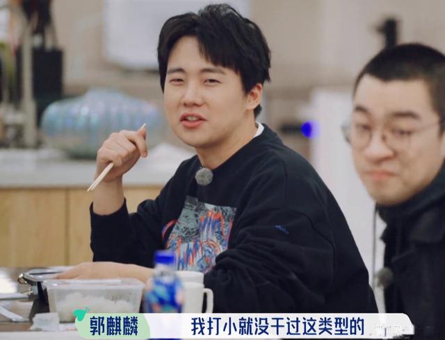 张翰的家庭背景:宋丹丹和张翰闹尴尬，深层次原因是什么？