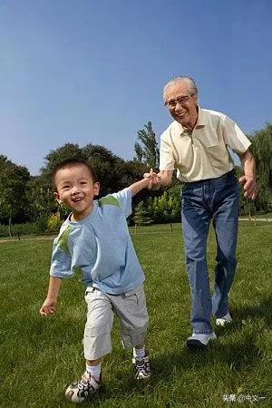 微信<a href=https://maguai.com/list/256-0-0.html target=_blank class=infotextkey>朋友圈</a>经典笑话:你见过哪些潜伏在<a href=https://maguai.com/list/256-0-0.html target=_blank class=infotextkey>朋友圈</a>的段子手？