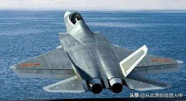 飞机上拍到了孙悟空图片，3.0版本的鹘鹰战机达到重型战机的标准了吗