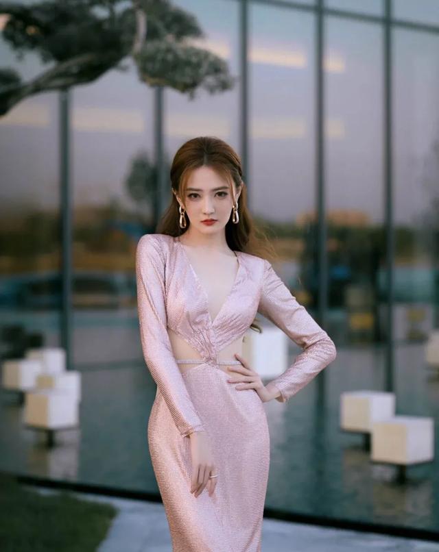 美女应该怎么拍照？
(图13)