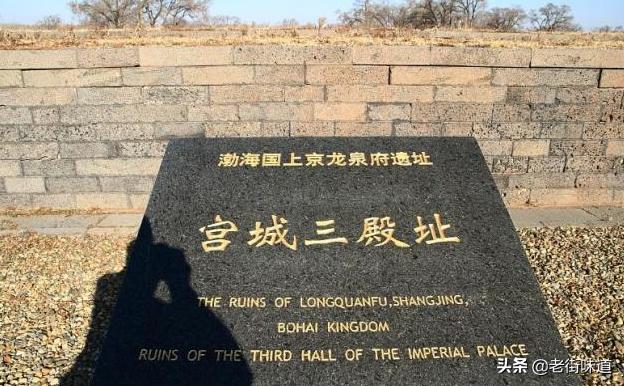 秀丽王:【特工皇妃楚乔】里面的楚乔到底是什么身份