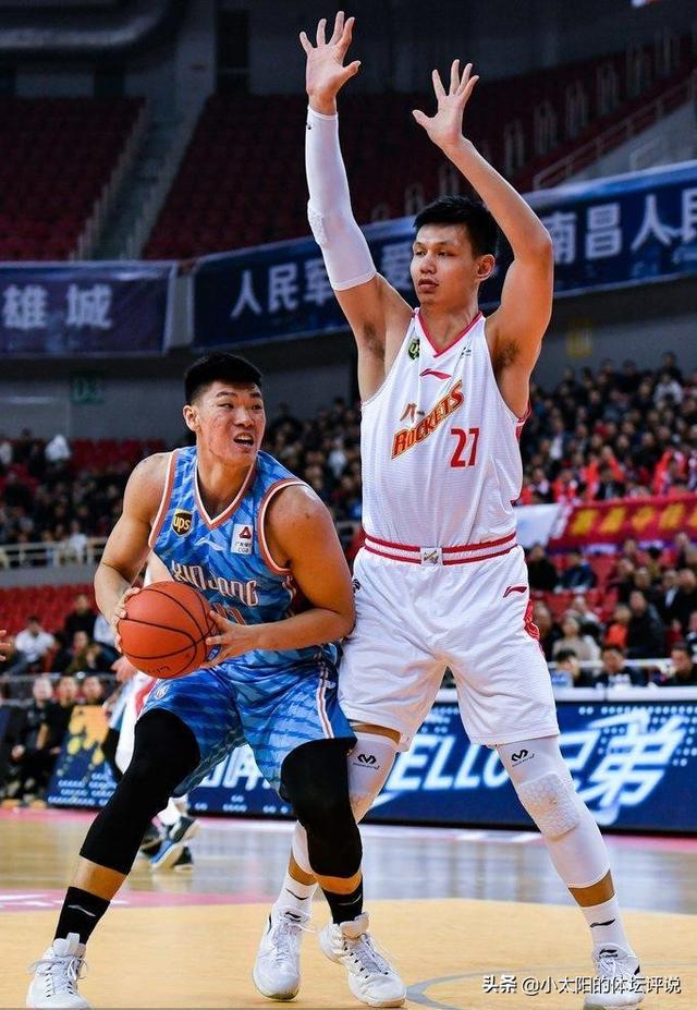 艾怡良身高:爆许钟豪与广厦合练，他水平怎么样？他能不能给球队带来帮助？