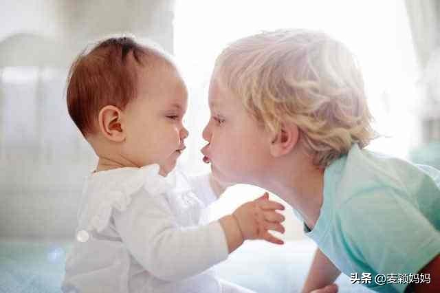 周扬青想生女儿:人为什么现在只想生女孩？