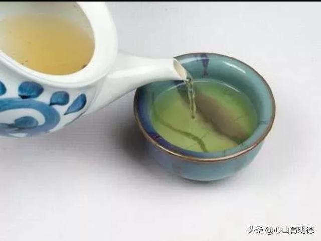 女人喝普洱茶好吗隔夜普洱茶可以继续泡喝吗,隔夜的普洱茶可以饮用吗？