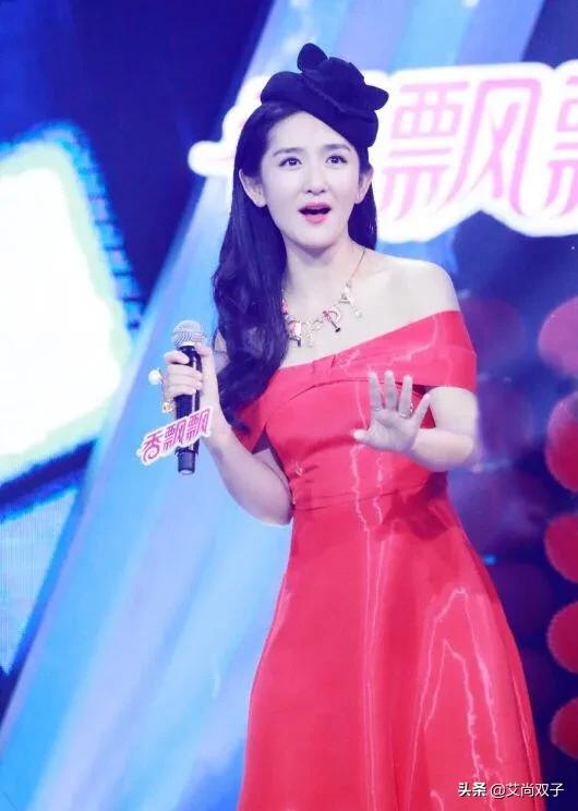 谢娜模仿偶像来了:大家觉得谢娜参演的片子中，展现了她的演技吗？