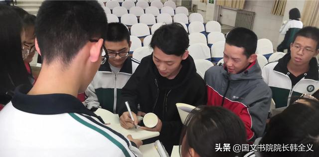 张小雨人艺体艺术:你希望孩子走艺术生吗为何
