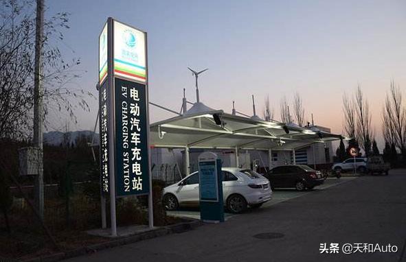 中国的新能源汽车，我国新能源汽车市场腾飞在即，充换电何时能够不再“拖后腿”？
