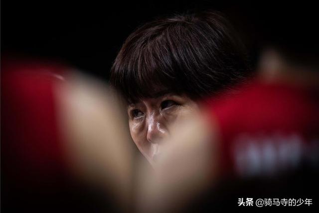 女排爆冷负加拿大:中国女排2-3爆冷输给加拿大女排的原因有哪些？