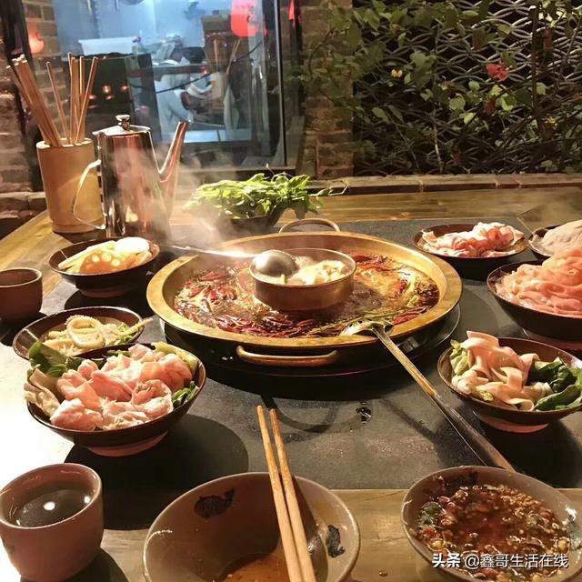 装修纠结用方太蒸烤箱一体的还是蒸烤箱跟灶分开大家给个建议吧？