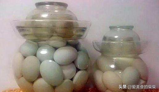 腌10斤鸡蛋放几斤盐，腌生鸡蛋十斤鸡蛋应该放多少盐？
