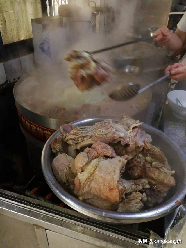 为什么有人觉得洛阳的的牛肉汤，羊肉汤好像出不去外省，山西刀削面，兰州拉面却到处都是？