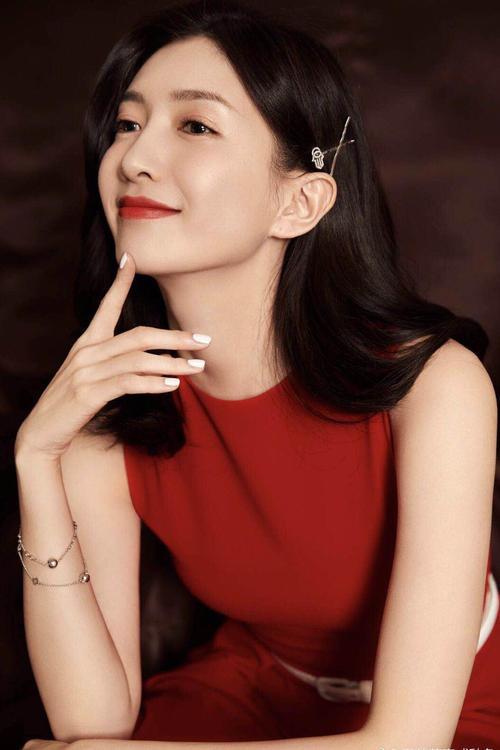 许放炮:江疏影在戏里当众做出此举动，30岁后为了出名都这么拼了？