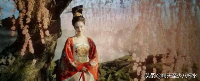 杨贵妃怎么死的:妖猫传杨贵妃是怎么死的，历史上杨贵妃是被活埋的吗？