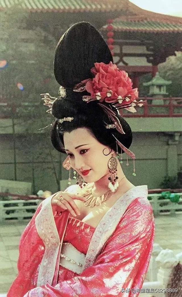 杨玉环怎么死的:归根到底，杨玉环是谁逼死的？