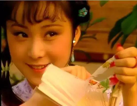 近亲家族下载:《红楼梦》为什么要宣扬近亲结婚？古代没有禁止吗？