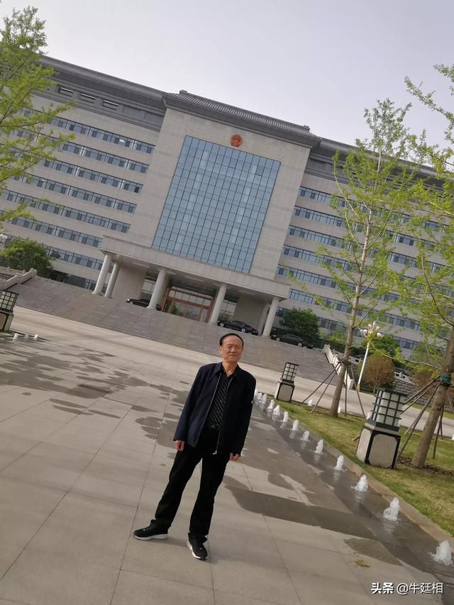 在人生最低谷、最无助、被人看不起的时候,你是怎么熬过来的？