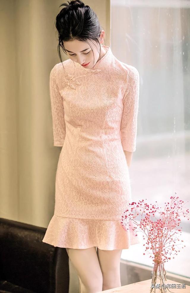 戴玉手镯对女性有什么好处和坏处,买玉手镯好，还是买黄金手镯好？