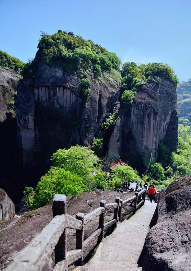 头条问答 - 86版西游记哪些场景是在武夷山取景的?(3个回答)