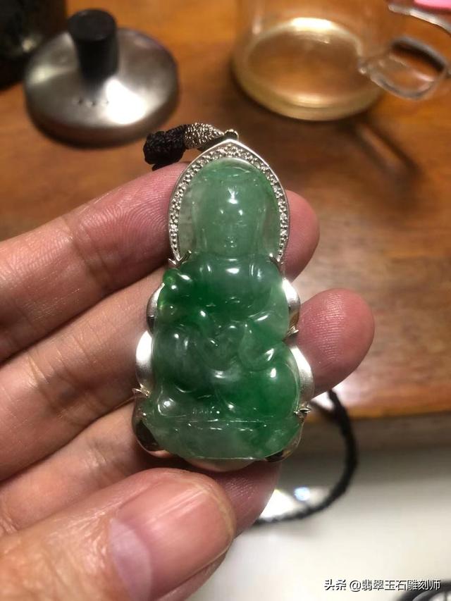 什么品质的玉比较好,请问下面4个玉，哪个最好？