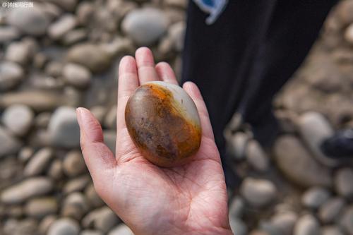 怎么鉴别一块石头是不是玉？插图46