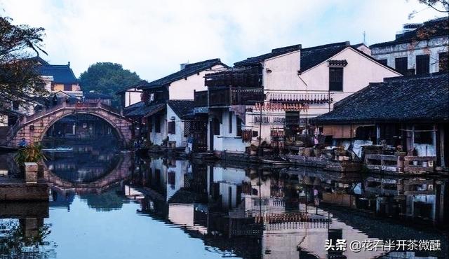 过年适合去哪里旅游(过年的时候适合去哪里旅游)