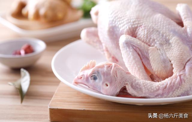 三杯鸡,名字有何而来,怎么制作?