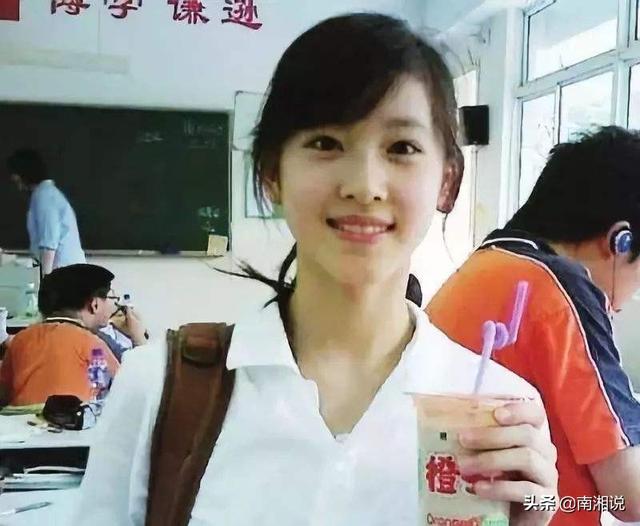 章泽天弃入学资格:如何看待章泽天自曝放弃巴黎政治学院入学资格