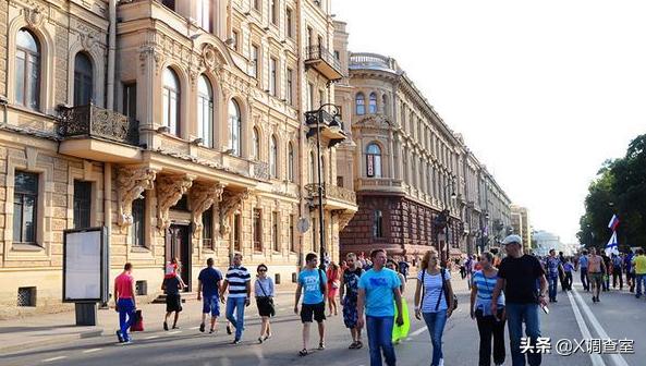 莫斯科房价有多高，俄罗斯的收入水平不高，为何居民幸福指数却有那么高
