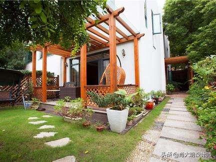 林青霞晒11亿豪宅后院:一楼带院子，如何设计更吸睛