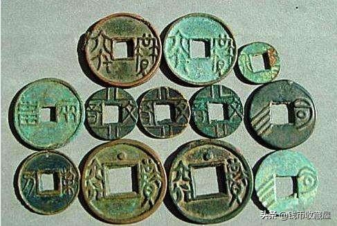 币的结构，为啥中国古钱币有个洞，而外国币都是实心的