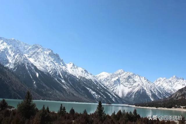 淡然的图片:有没有张云雷看着会让人有种不怒自威的感觉的照片？