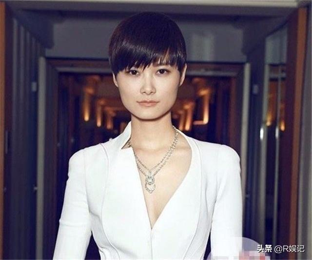 李宇春的歌词太敢写了:你觉得李宇春是实力派歌手吗？