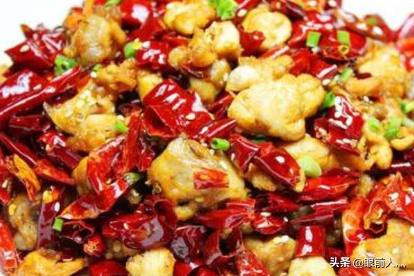 折耳根炒腊肉这边的板筋用的是猪板筋贵州养生吃对蔬菜,与香辣的野山