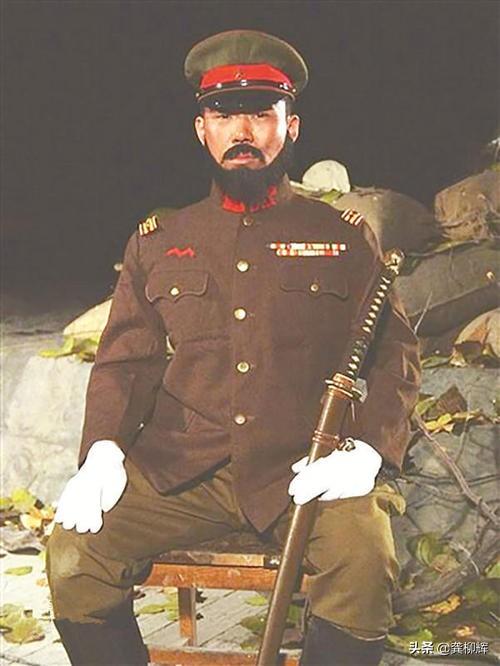 头条问答 - 什么军衔的日本军官才能使用指挥刀?(87个回答)