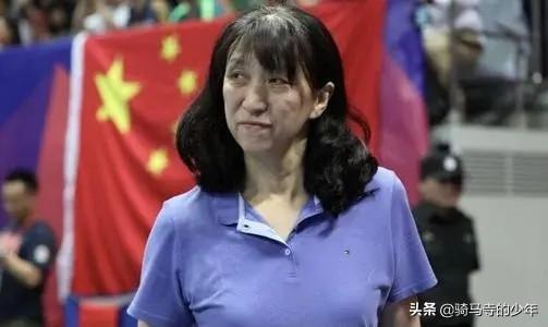 赖亚文的老公是谁:年过五十的赖亚文，重回助理教练位置，是否会接过郎平的接力棒