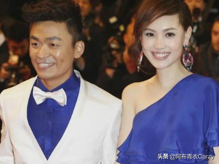 王宝强老婆:在节目中，王宝强打电话，马蓉气喘吁吁的说：我在忙呢！啥情况？
