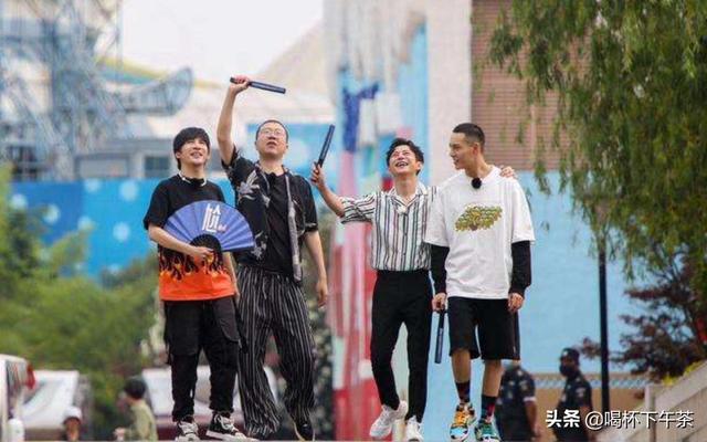 大张伟戚薇:你见过娱乐圈里最尴尬的事情是什么