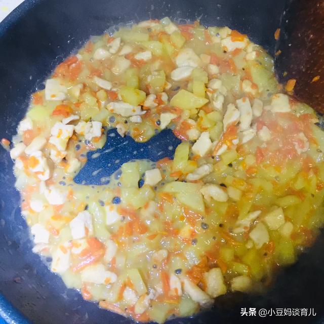 十个月宝宝鸡胸肉怎么做好吃:鸡胸肉和米饭怎么做宝宝可以吃？